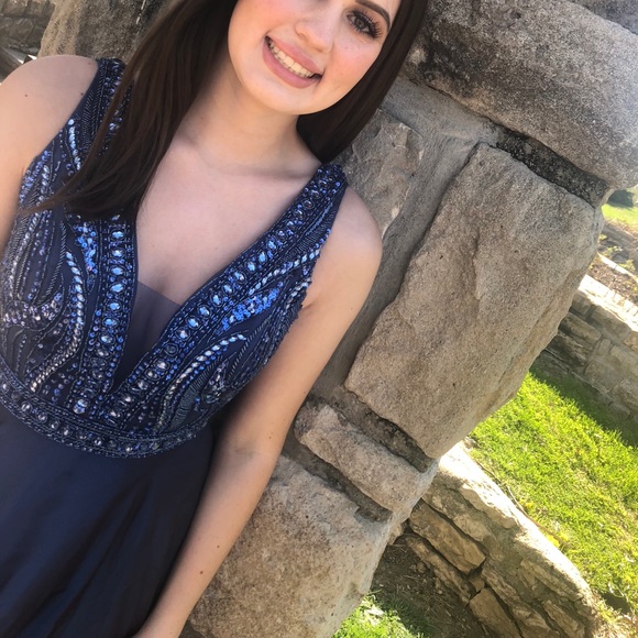 Sherri Hill prom dress - Picture 3 of 4